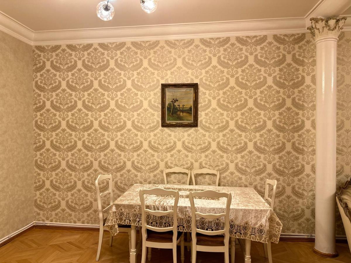 4 Bedroom Suite Apartment Ln Tbilisi City ภายนอก รูปภาพ
