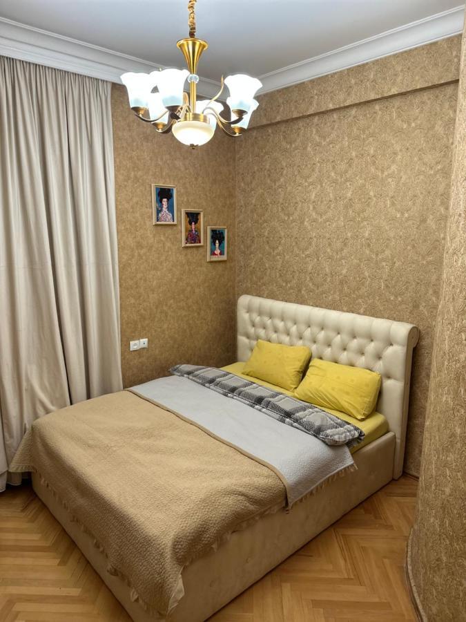 4 Bedroom Suite Apartment Ln Tbilisi City ภายนอก รูปภาพ