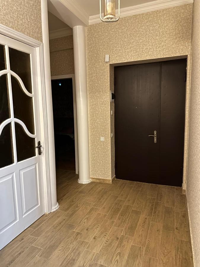 4 Bedroom Suite Apartment Ln Tbilisi City ภายนอก รูปภาพ